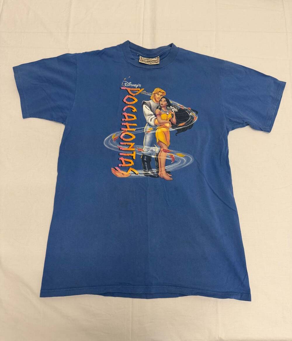 Vintage 90s Disney's Pocahontas Graphic T-Shirt Size Large